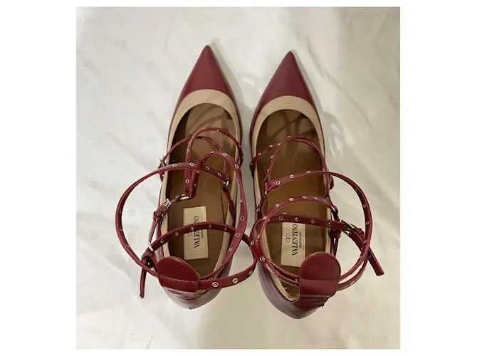 Valentino Garavani Tacones Burdeos 